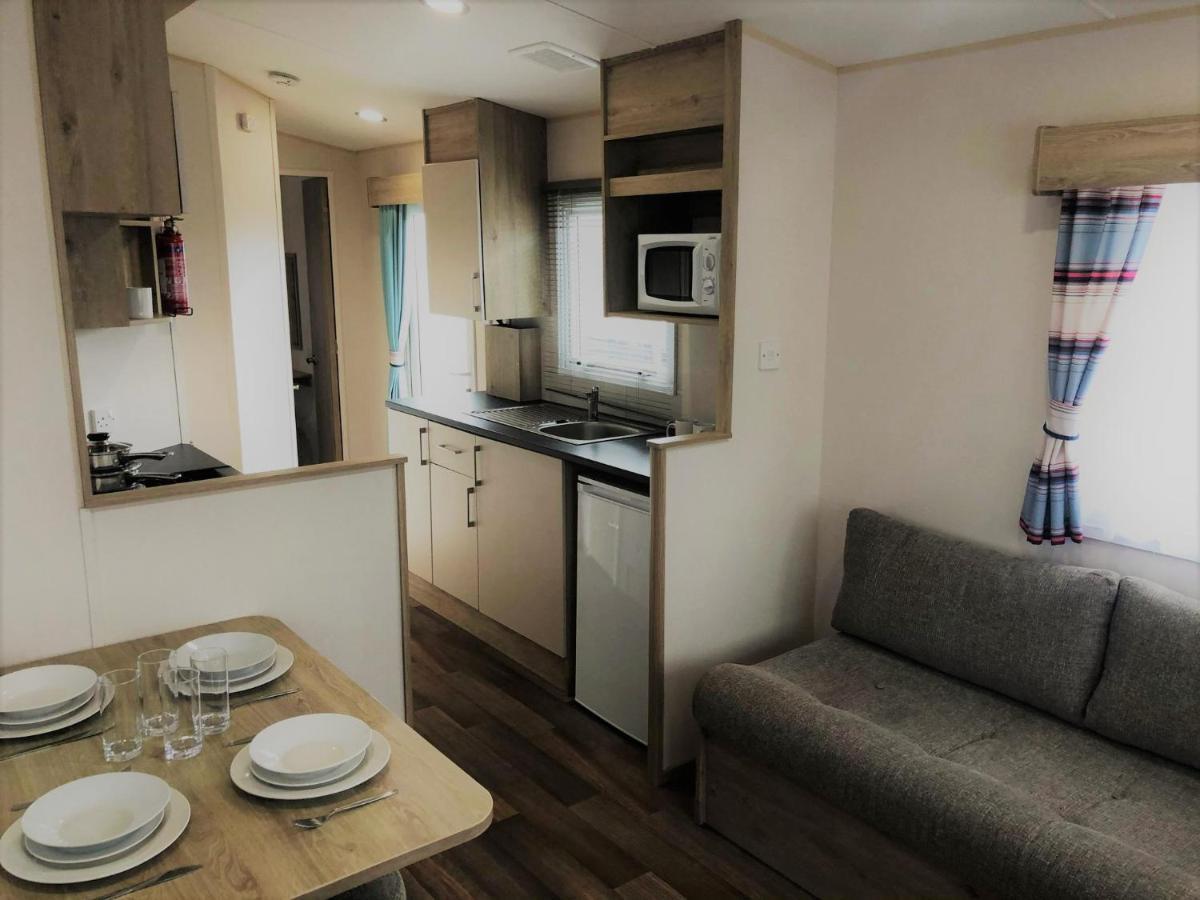 Ash Standard Holiday Home Chapel Saint Leonards Buitenkant foto