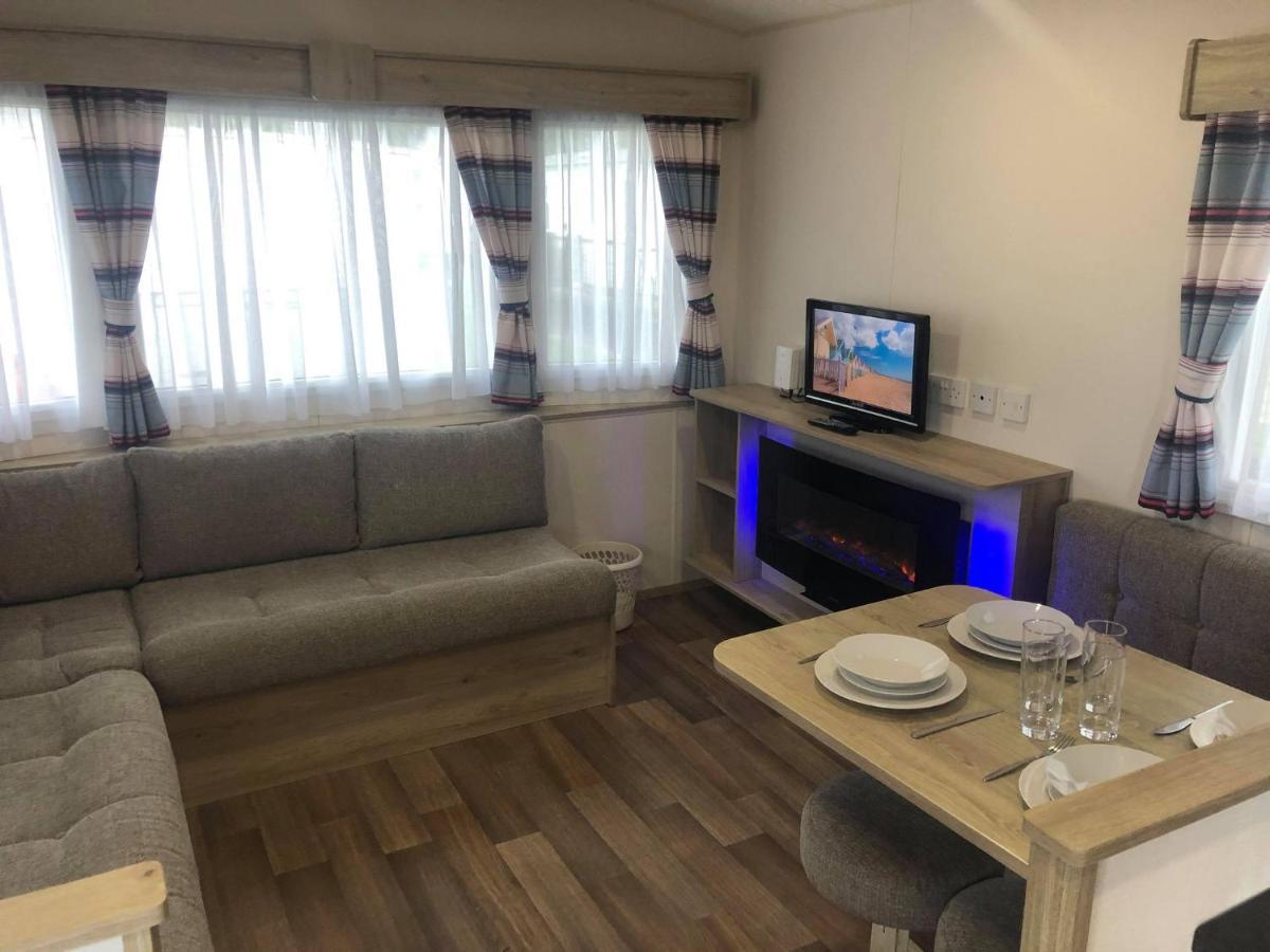 Ash Standard Holiday Home Chapel Saint Leonards Buitenkant foto